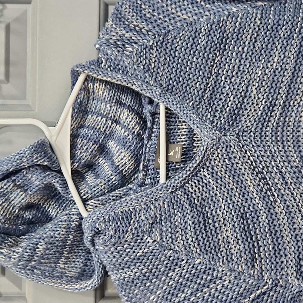 NWOT Eddie Bauer Westbridge Blue White Knit Beach Hoodie XS